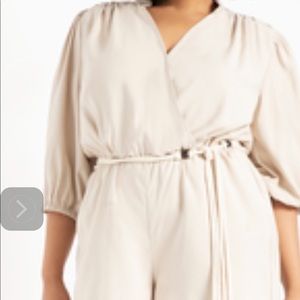 Woman's plus size romper NWT Eloquii linen like